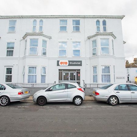 Oyo Studiotel Gy - Modern Hotel Apartments Great Yarmouth Dış mekan fotoğraf