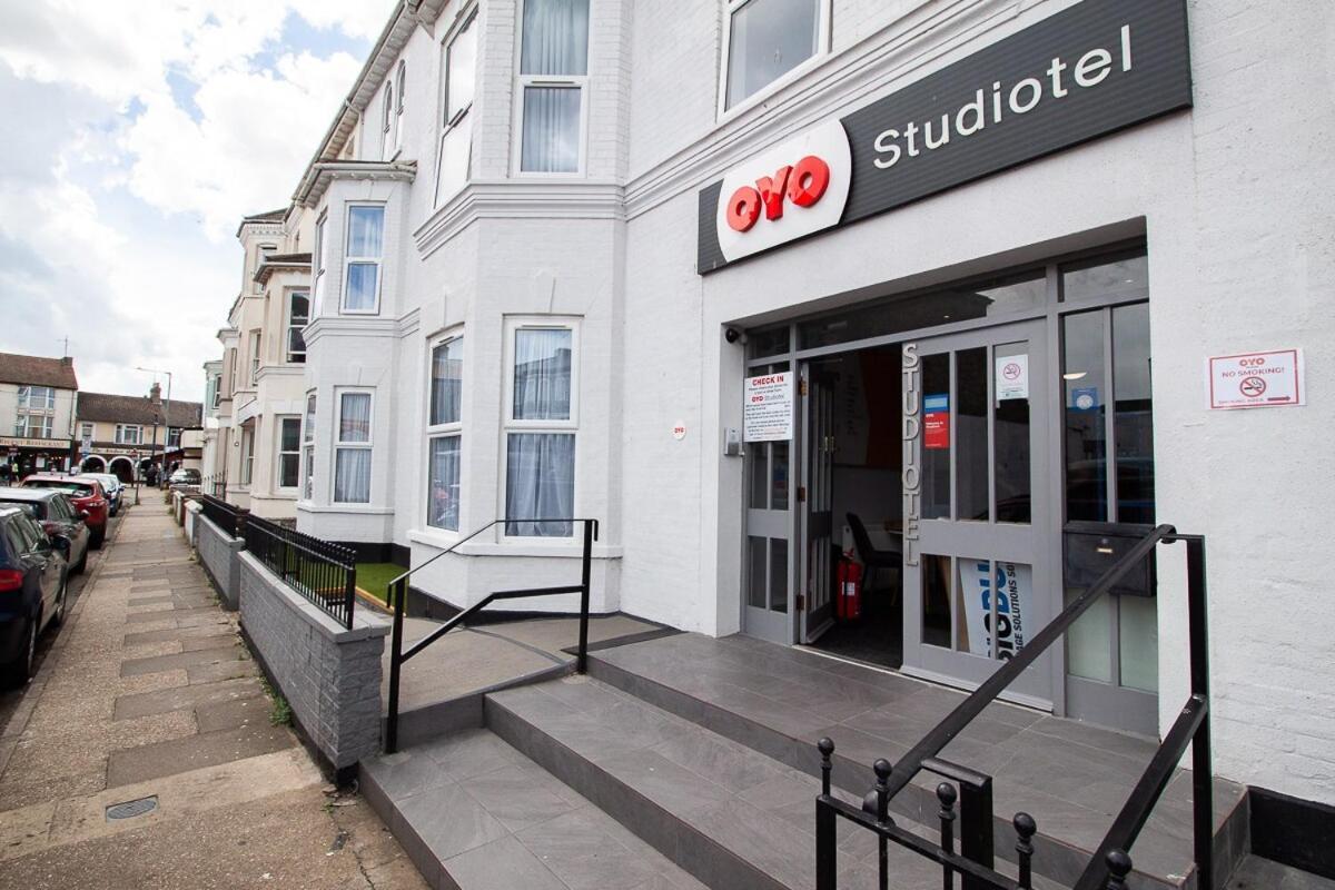 Oyo Studiotel Gy - Modern Hotel Apartments Great Yarmouth Dış mekan fotoğraf