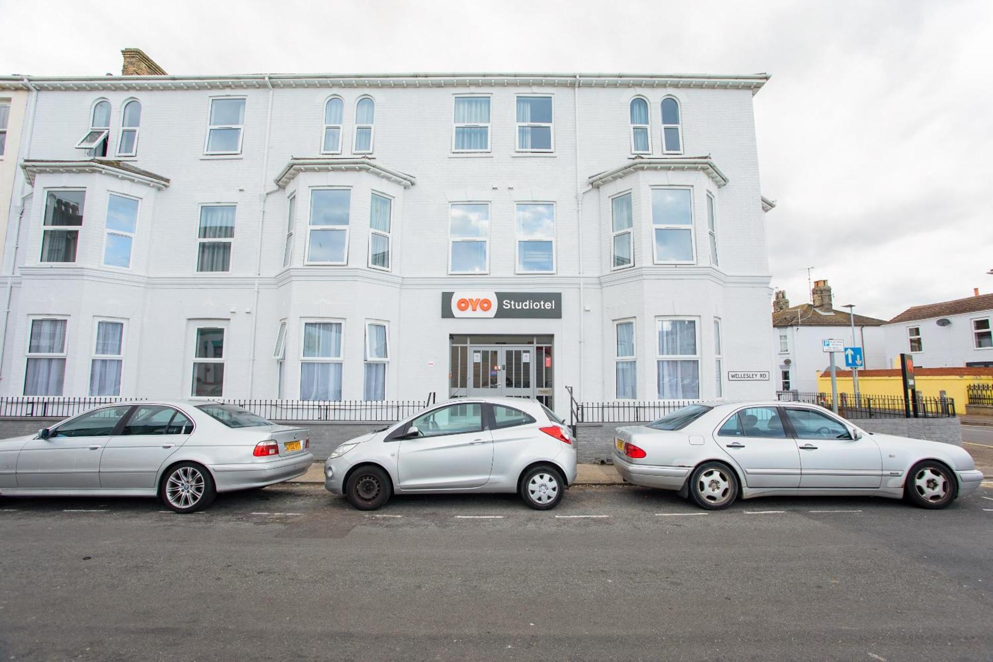 Oyo Studiotel Gy - Modern Hotel Apartments Great Yarmouth Dış mekan fotoğraf